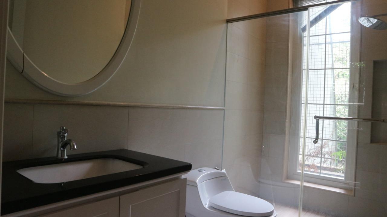 For Rent 5BR House South Jakarta Kemang KMGS081