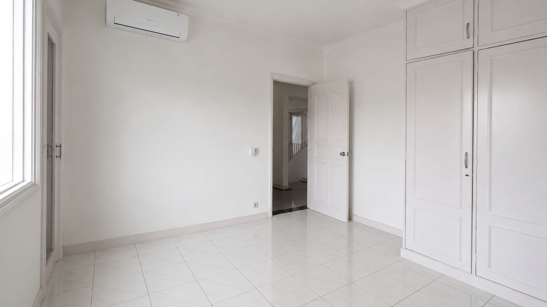 ASEM II BLOK J-5BR-BEDROOM 4 ANGLE 2 For Rent 4BR House South Jakarta Cipete CPT087