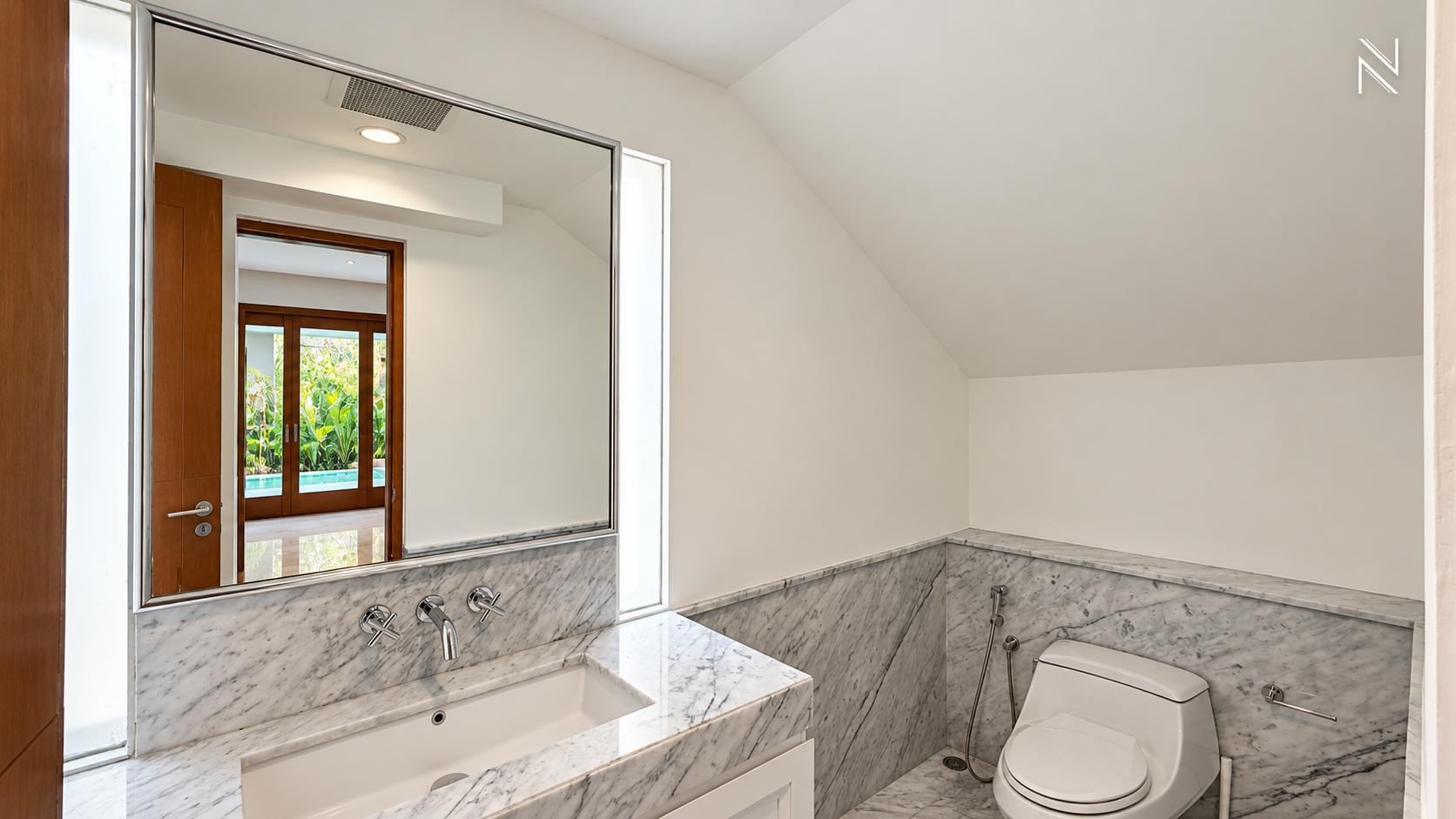 Atmaya Residence – KAV H – BATHROOM 4 For Rent 5BR House South Jakarta Cilandak CLD249