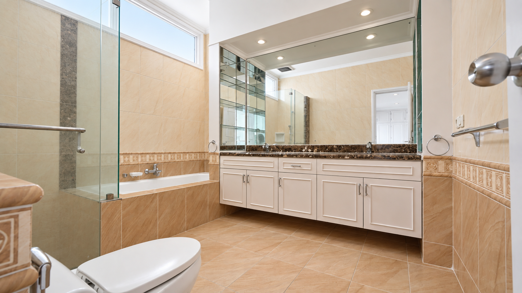 BLOK 5L-5BR-BATHROOM 2 For Rent 4BR House South Jakarta Pondok Indah PNDIND355
