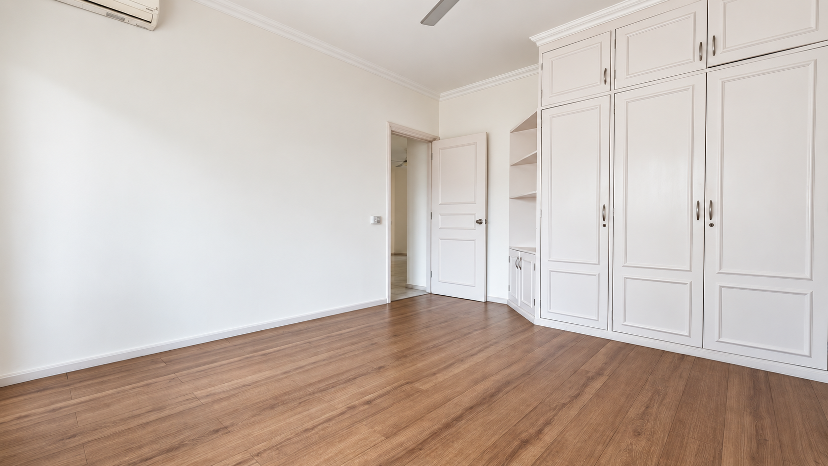 BLOK 5L-5BR-BEDROOM 1 ANGLE 2 For Rent 4BR House South Jakarta Pondok Indah PNDIND355