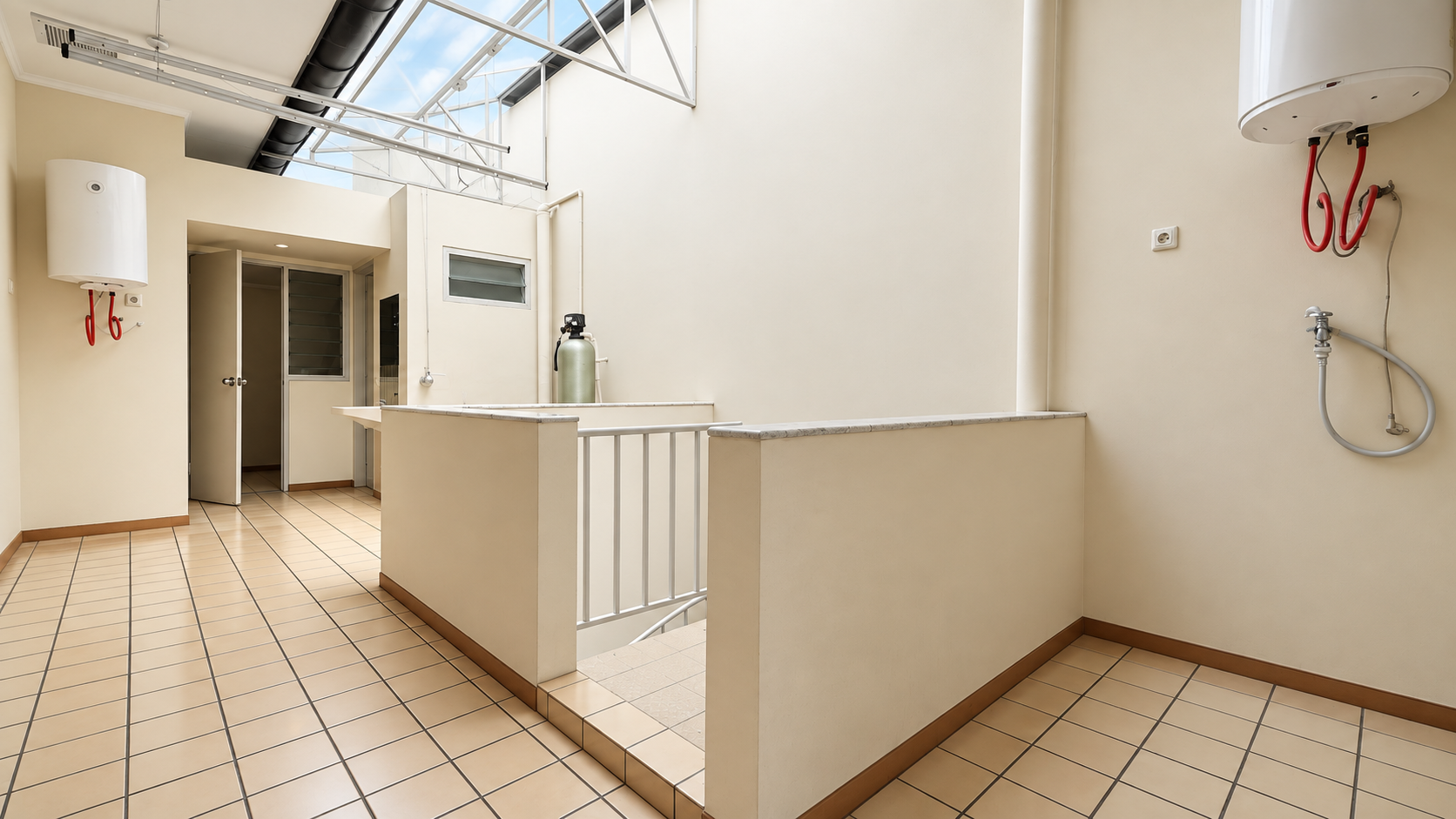 BLOK 5L-5BR-SERVICE AREA For Rent 4BR House South Jakarta Pondok Indah PNDIND355