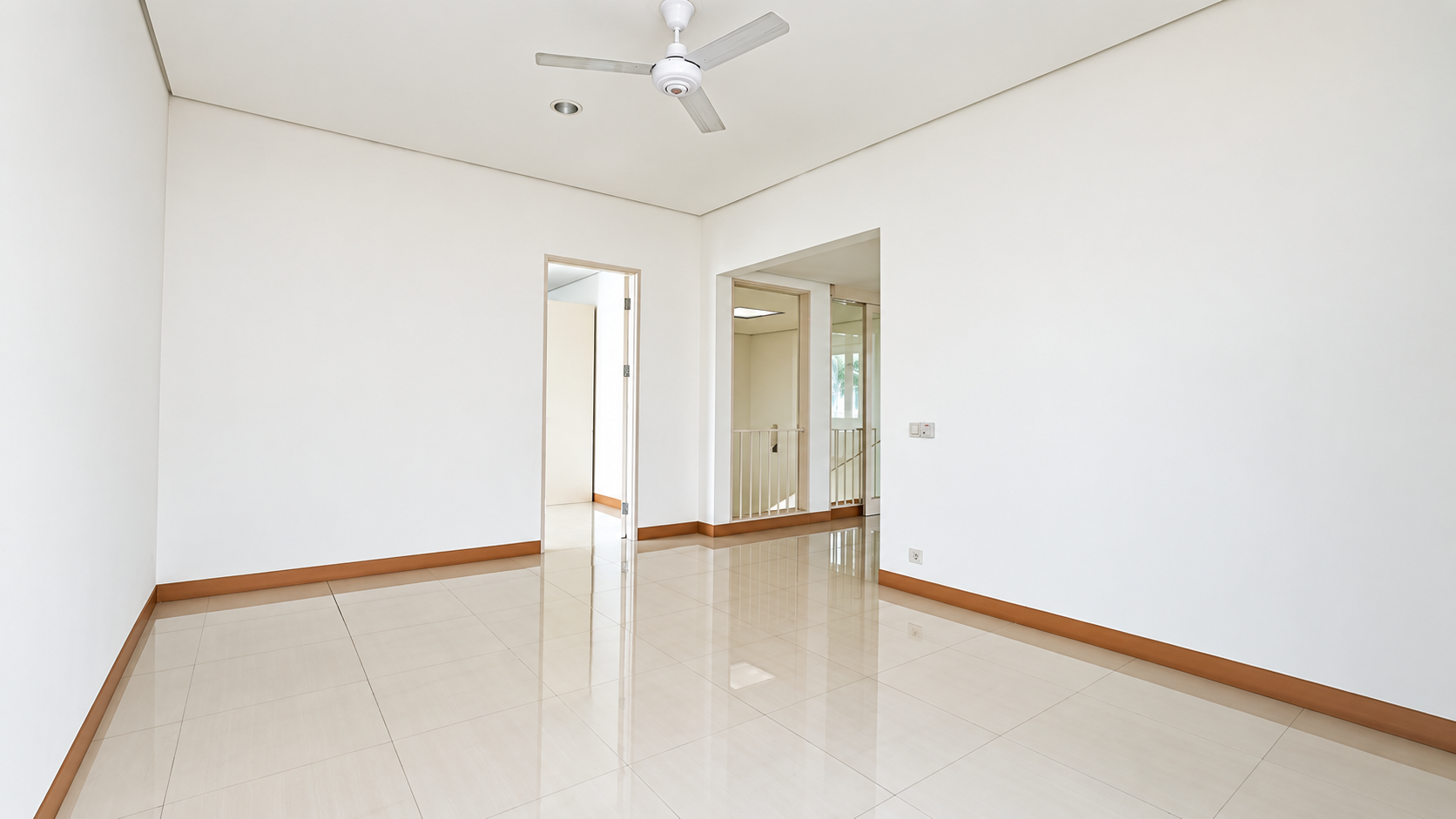 BLOK E-5BR-FAMILY AREA AT SECOND FLOOR ANGLE 2 For Rent 4BR House South Jakarta Cilandak CLD339