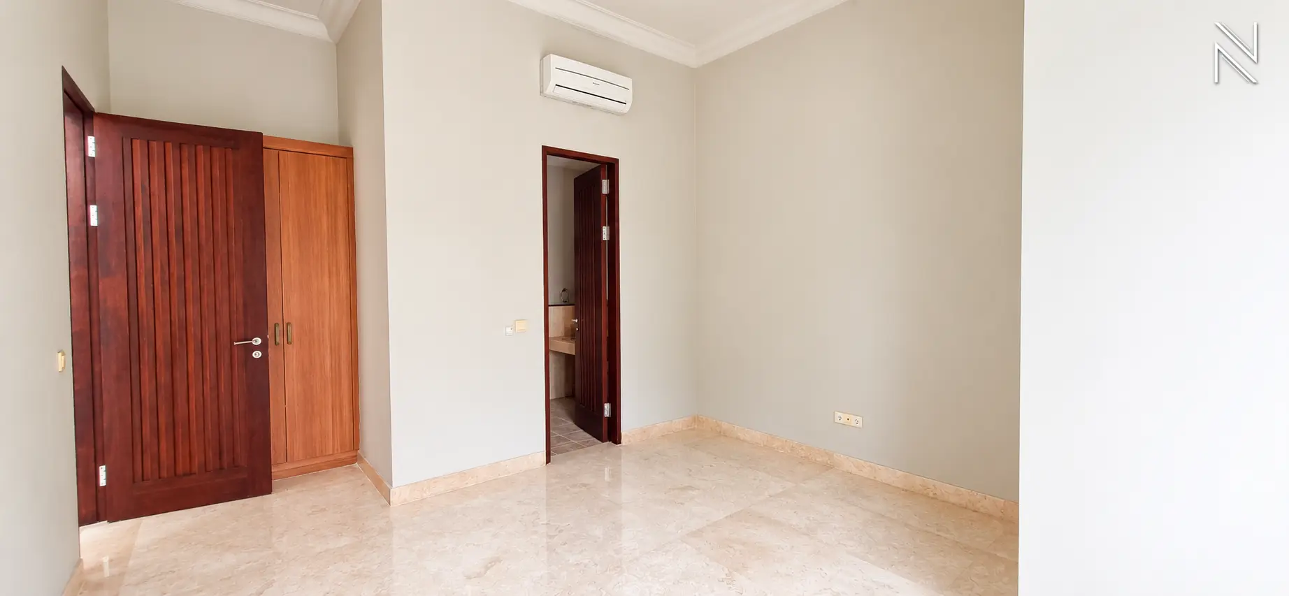 Gaharu no.6 – Kamar Tidur 01 For Rent 5BR House South Jakarta Cilandak CLD029