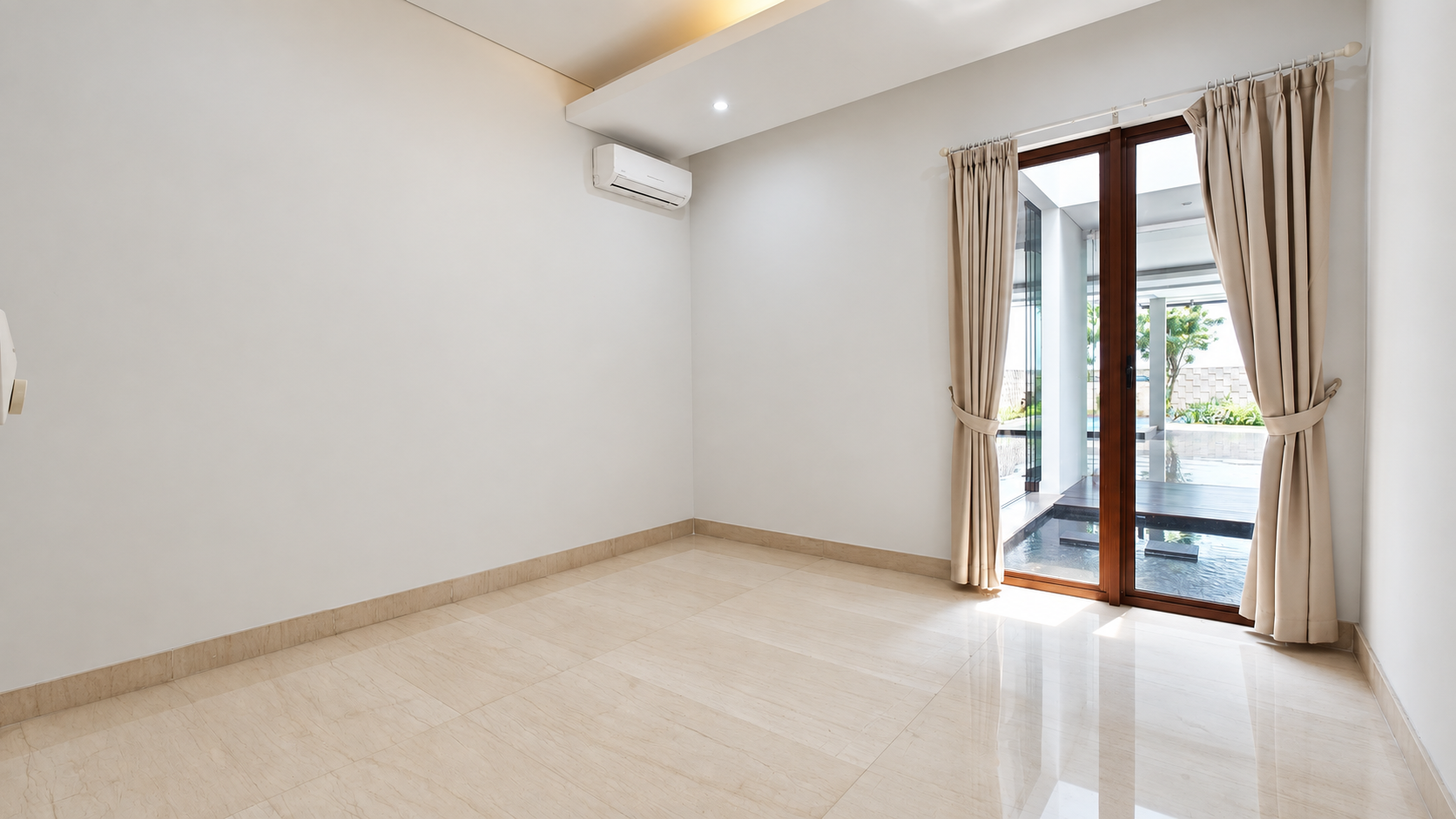Jl. H. Soleh No. 1B-5BR-BEDROOM 1 ANGLE 1 For Buy 4BR House South Jakarta Kemang KMGTS090