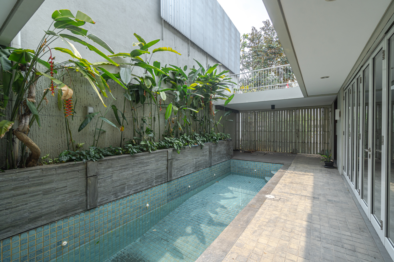 For Rent 5BR House South Jakarta Kebayoran Baru KBBR054
