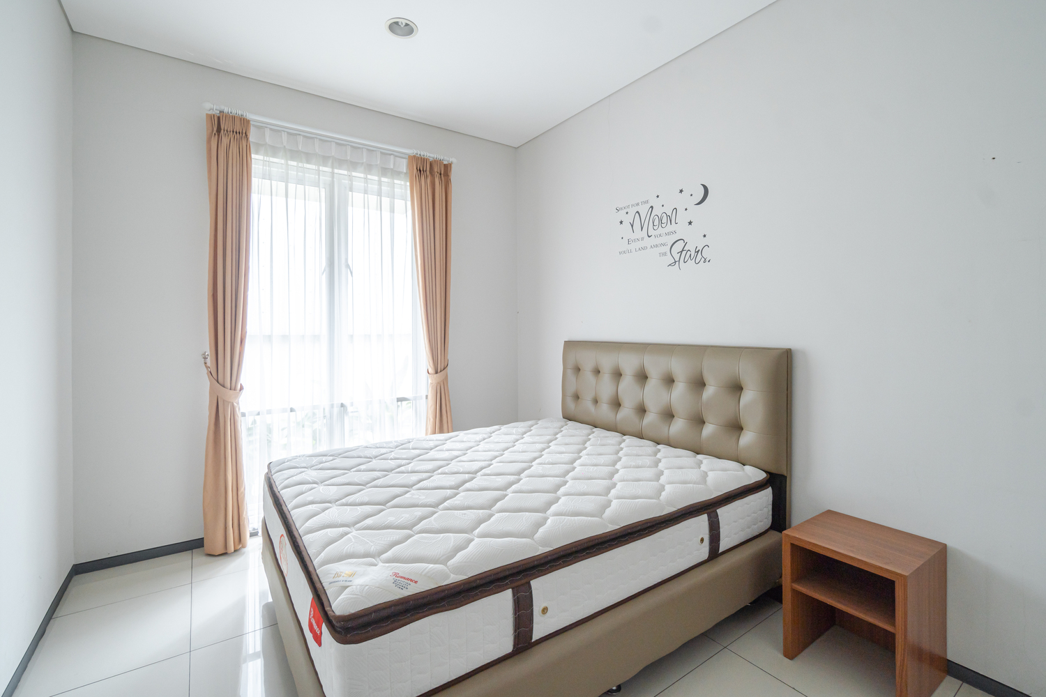 For Rent 5BR House South Jakarta Kebayoran Baru KBBR054