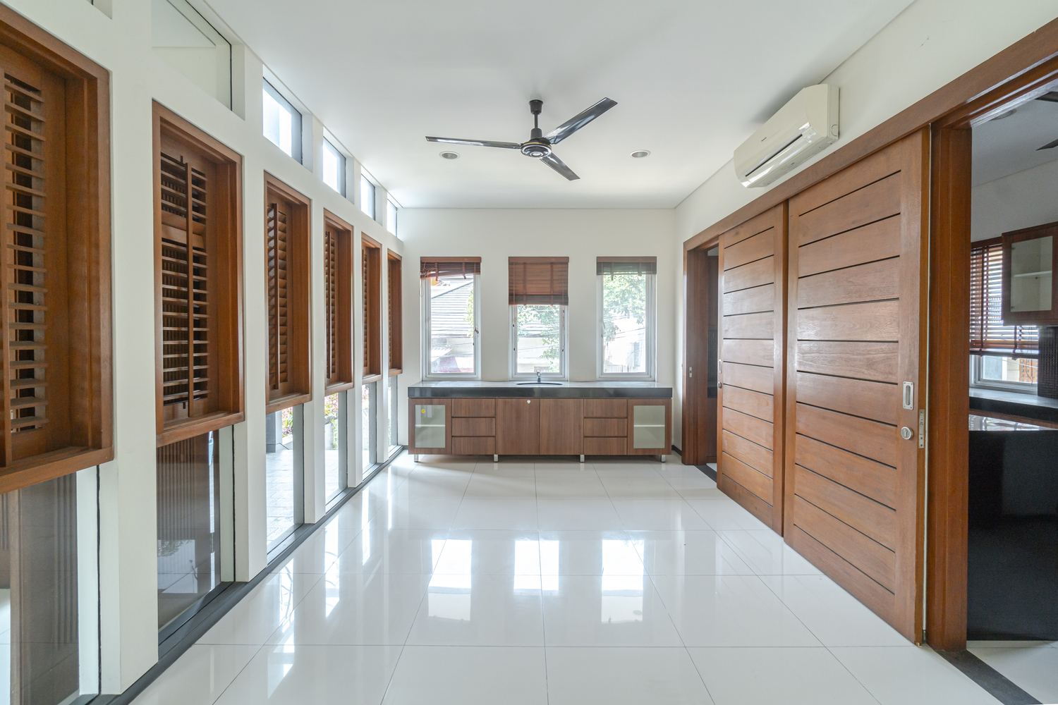 For Rent 4BR House South Jakarta Kebayoran Baru KBBR212