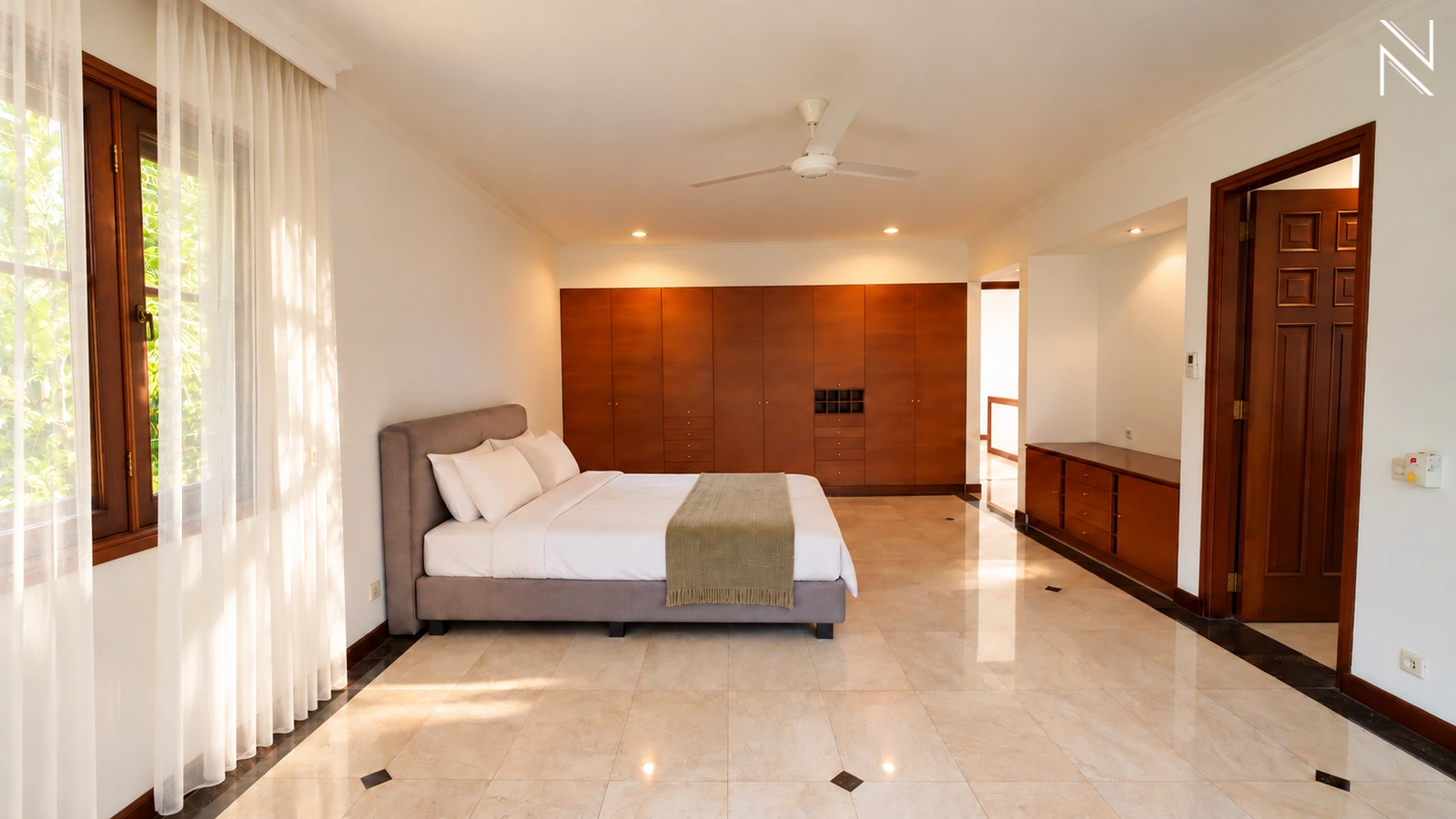 Palm Mansion – Bedroom (7) For Rent 4BR House South Jakarta Lebak Bulus LBB024