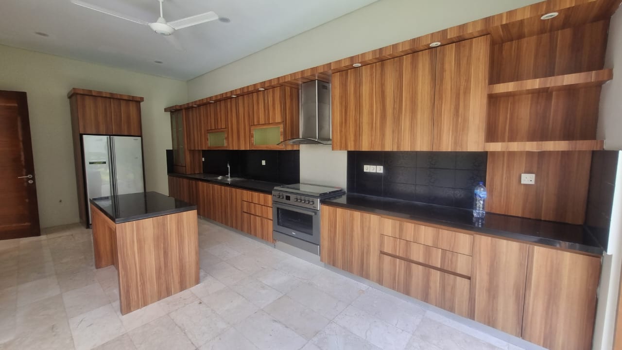 For Rent 5BR House South Jakarta Pejaten PJTN023