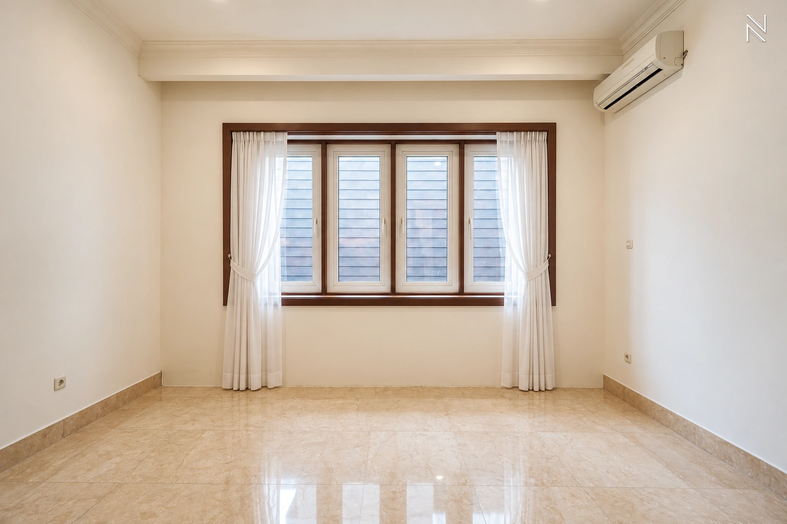ASTORIA A5 – CLD253 – Empty Bedroom Window Front View – Photo 27 For Rent 5BR House South Jakarta Cilandak CLD253