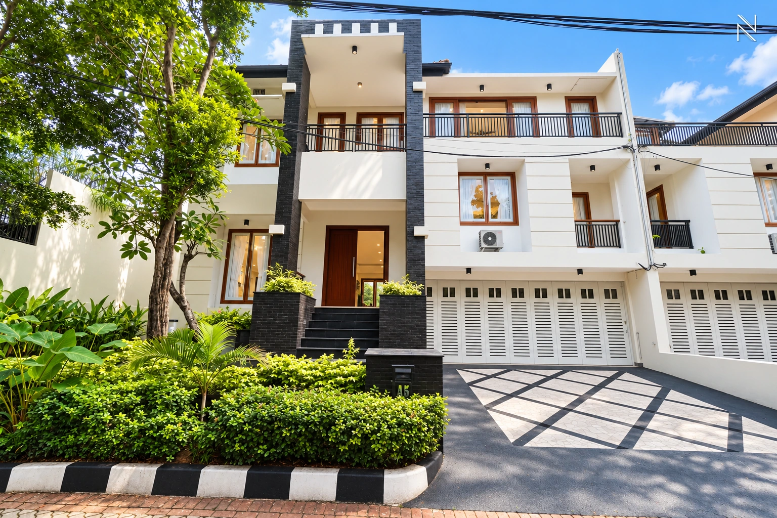ASTORIA A5 – CLD253 – Front Facade View – Photo 02 For Rent 5BR House South Jakarta Cilandak CLD253