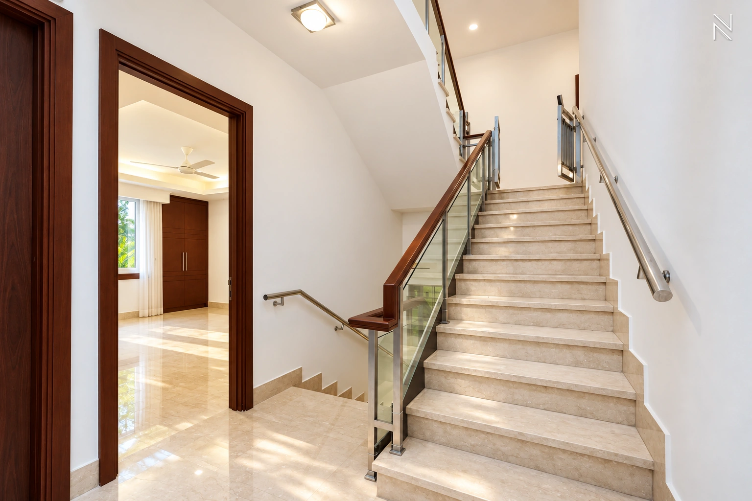 ASTORIA A5 – CLD253 – Staircase and Landing View – Photo 01 For Rent 5BR House South Jakarta Cilandak CLD253