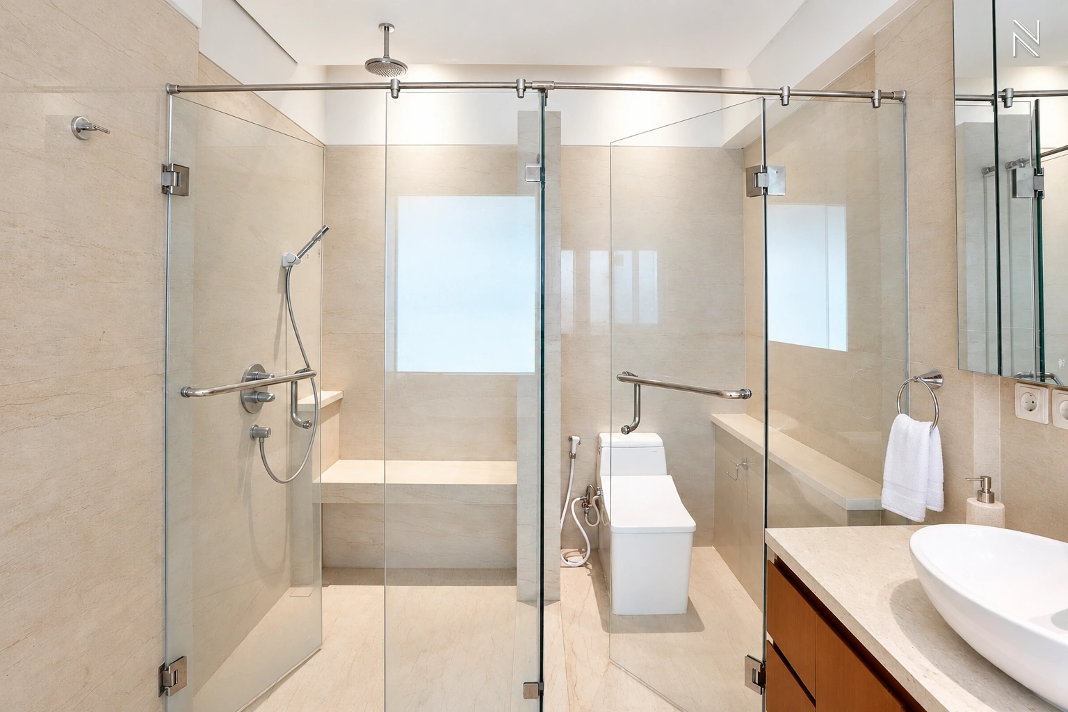 BDN 1 No. 12 Kav C – CLD120 – Bathroom Shower Toilet View – Photo 40 For Rent 4BR House South Jakarta Cilandak CLD120