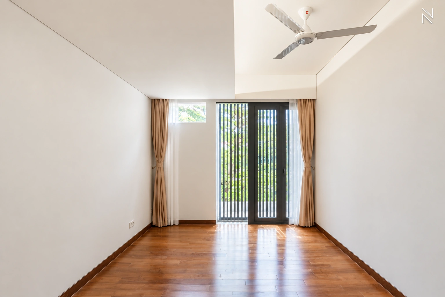 BDN 1 No. 12 Kav C – CLD120 – Bedroom Narrow View 02 – Photo 42 For Rent 4BR House South Jakarta Cilandak CLD120