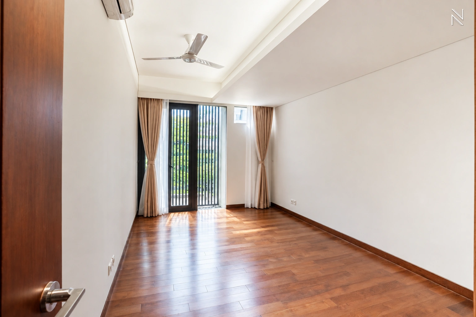 BDN 1 No. 12 Kav C – CLD120 – Bedroom Narrow View 03 – Photo 44 For Rent 4BR House South Jakarta Cilandak CLD120