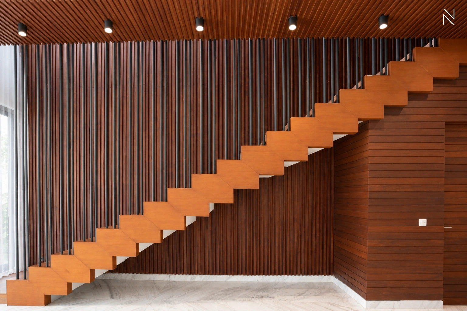 BDN 1 No. 12 Kav C – CLD120 – Staircase Detail – Photo 28 For Rent 4BR House South Jakarta Cilandak CLD120