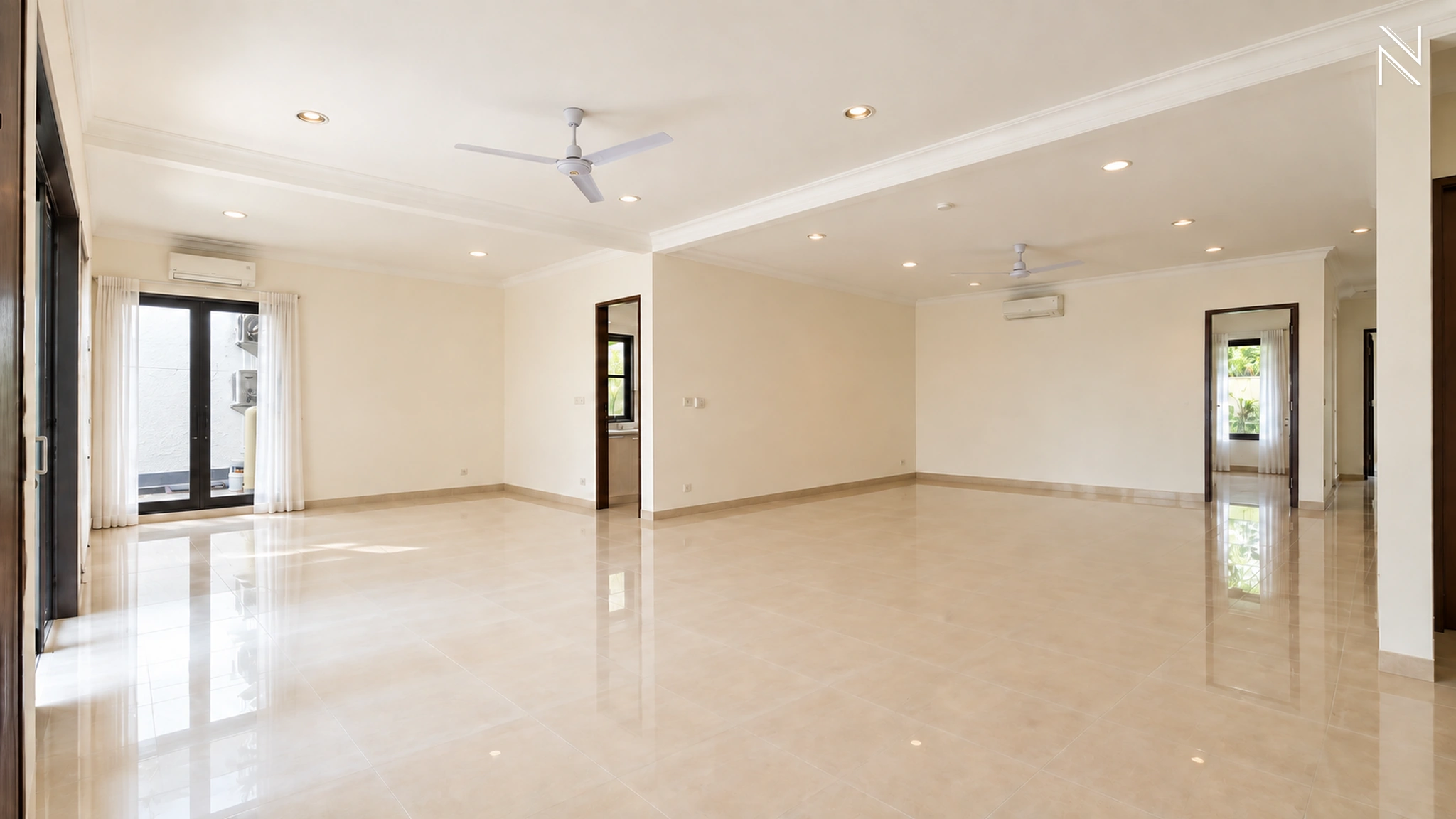 Bangka 9 4B – Ruang Keluarga – Angle 2 For Rent 4BR House South Jakarta Kemang KMG036