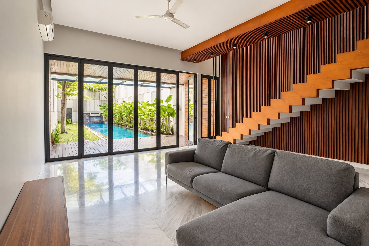 CLD120-living-room-02 For Rent 4BR House South Jakarta Cilandak CLD120