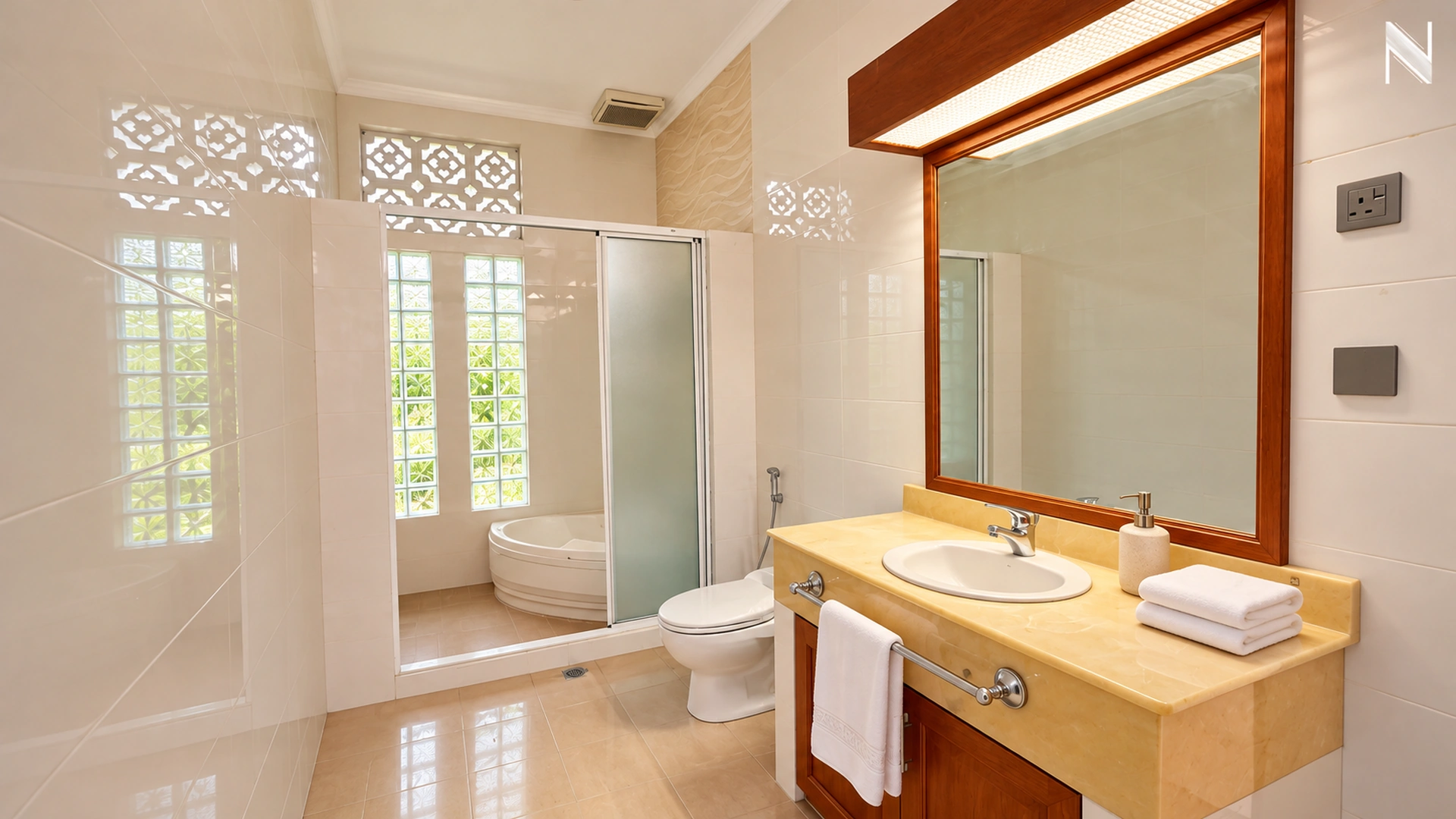 For Rent 4BR House South Jakarta Kebayoran Baru KBBR065