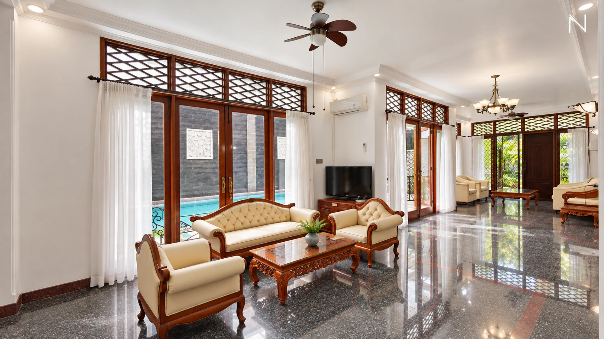 For Rent 4BR House South Jakarta Kebayoran Baru KBBR065