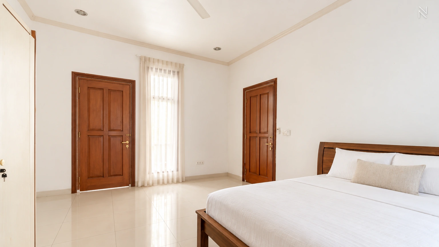 For Rent 5BR House South Jakarta Kemang KMGT163