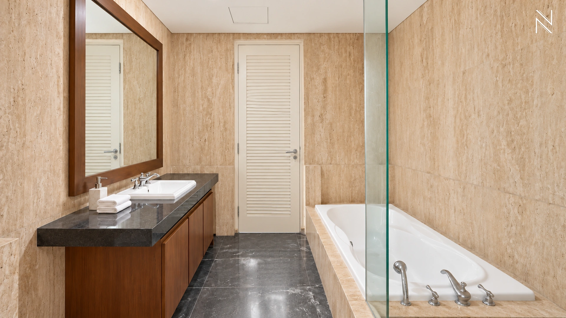 Kemang House 78 KAV E – Kamar Mandi Utama 2 For Buy 3BR House South Jakarta Kemang KMGT143