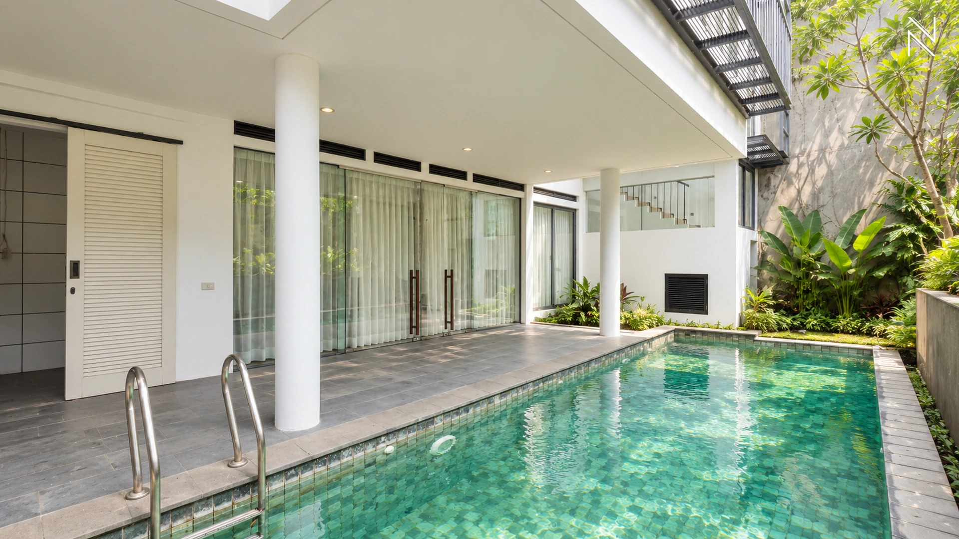 Kemang House 78 KAV E – Teras dan Kolam 2 For Buy 3BR House South Jakarta Kemang KMGT143