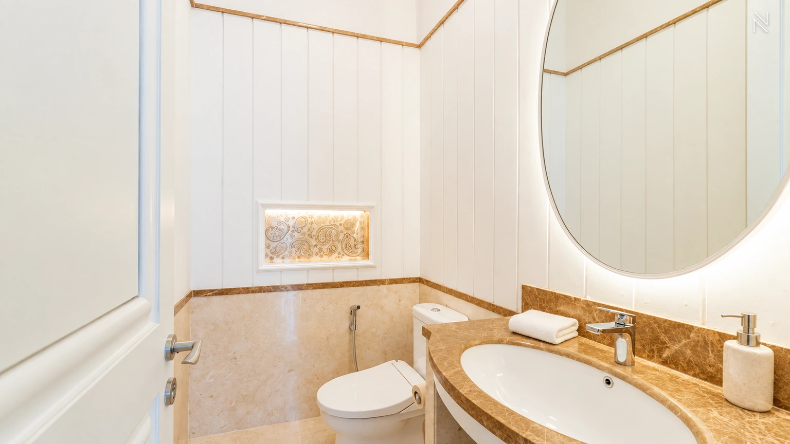 Kemang Selatan 11 No. 6A – Bathroom 6 For Buy 6BR House South Jakarta Kemang KMGS317