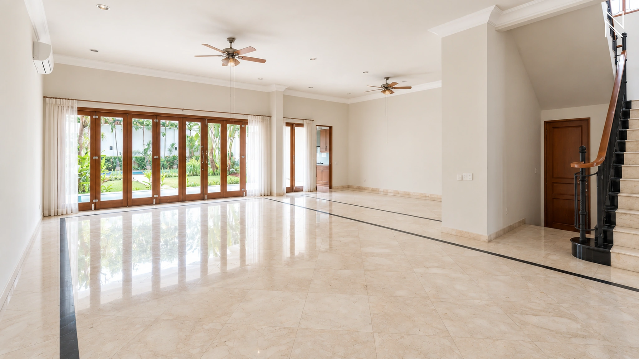 Kemang Selatan 1C No. 7 – Living Room For Rent 5BR House South Jakarta Kemang KMGS062