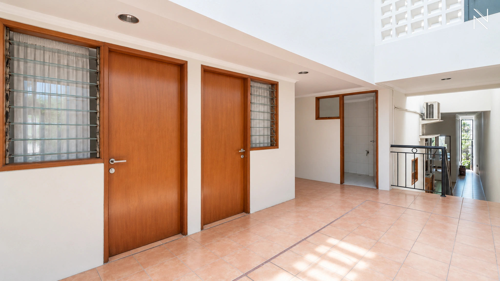 Kemang Selatan 1C No. 7 – Service Area For Rent 5BR House South Jakarta Kemang KMGS062