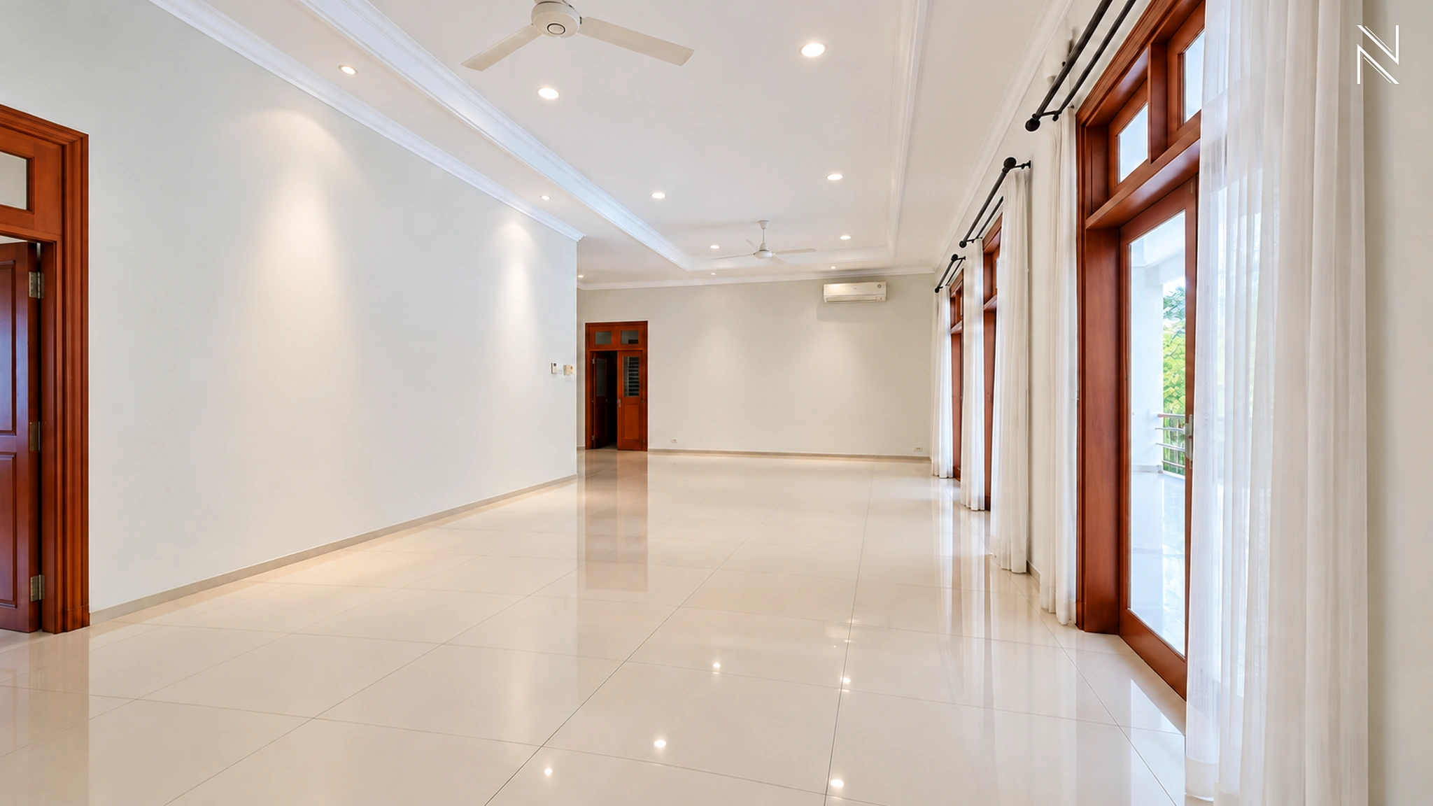 Kemang Selatan 1D No. 13 – Dining Room For Rent 4BR House South Jakarta Kemang KMGS020