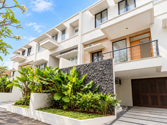 For Rent 4BR House South Jakarta Kemang KMGS123