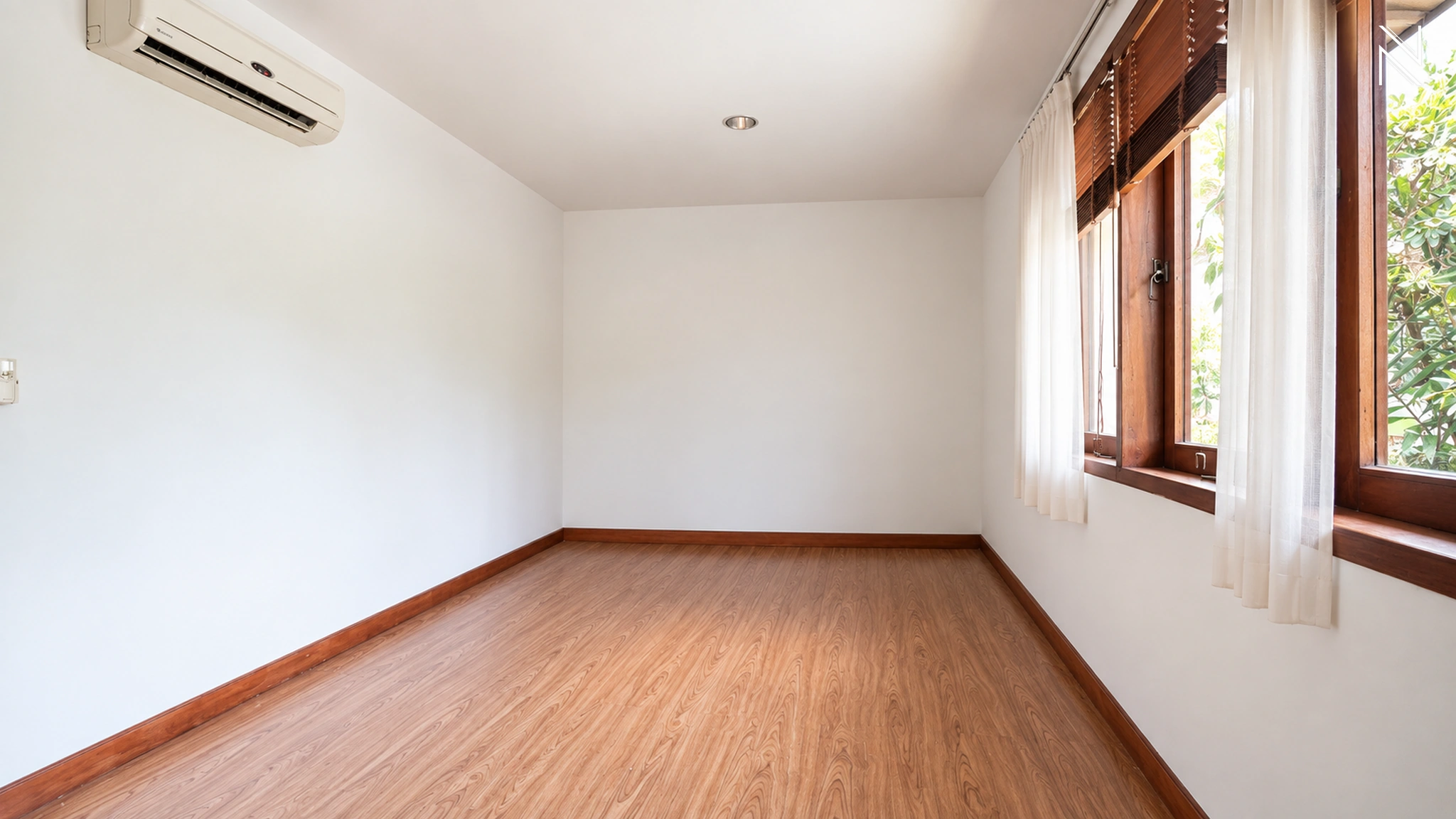 Kemang Selatan 9 No 5A – Empty Room 1 – Angle 2 For Rent 4BR House South Jakarta Kemang KMGS011