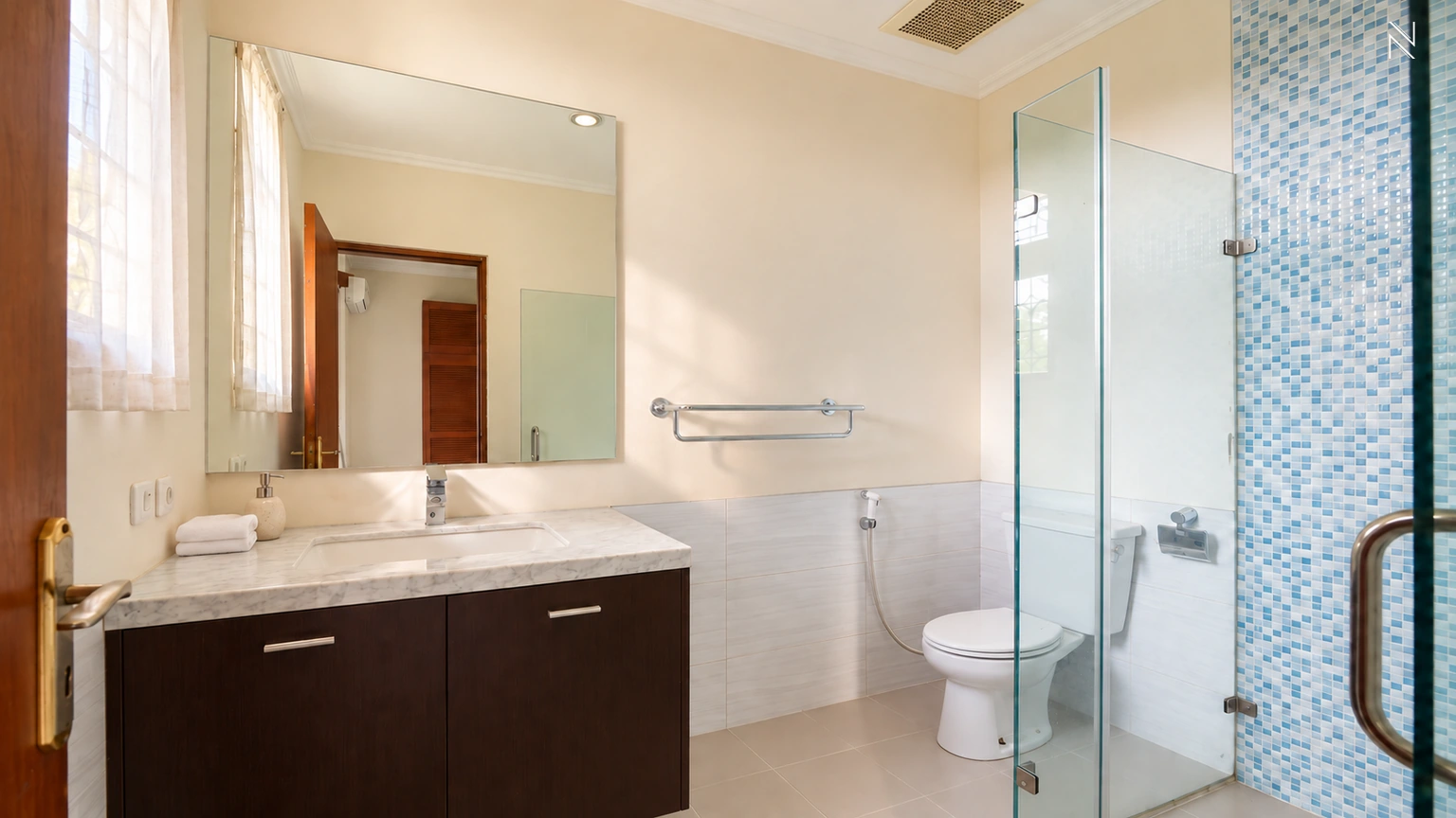 For Rent 5BR House South Jakarta Kemang KMGS129