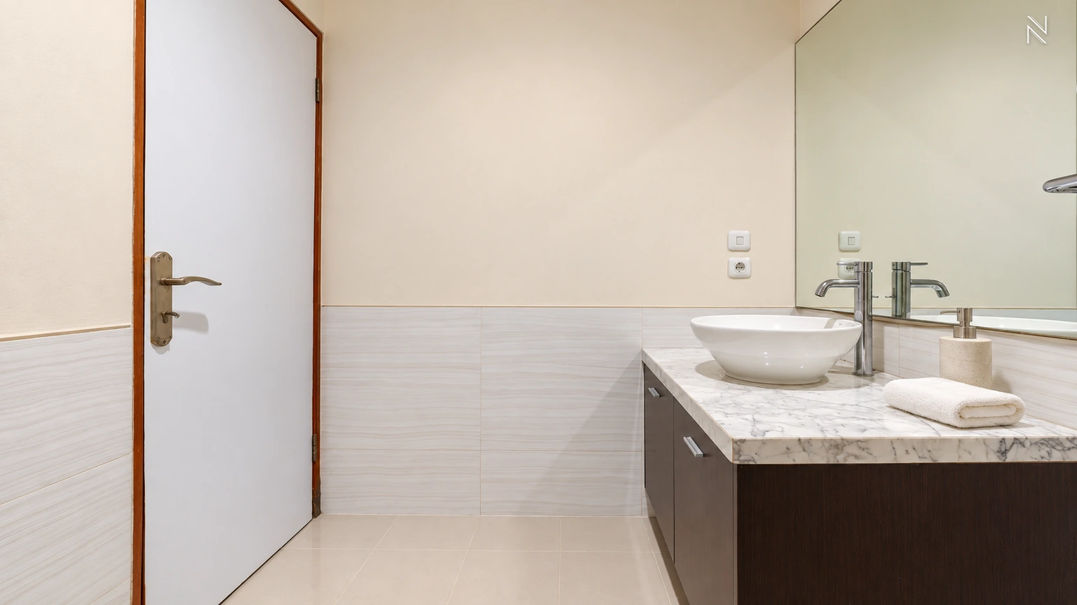 For Rent 5BR House South Jakarta Kemang KMGS129
