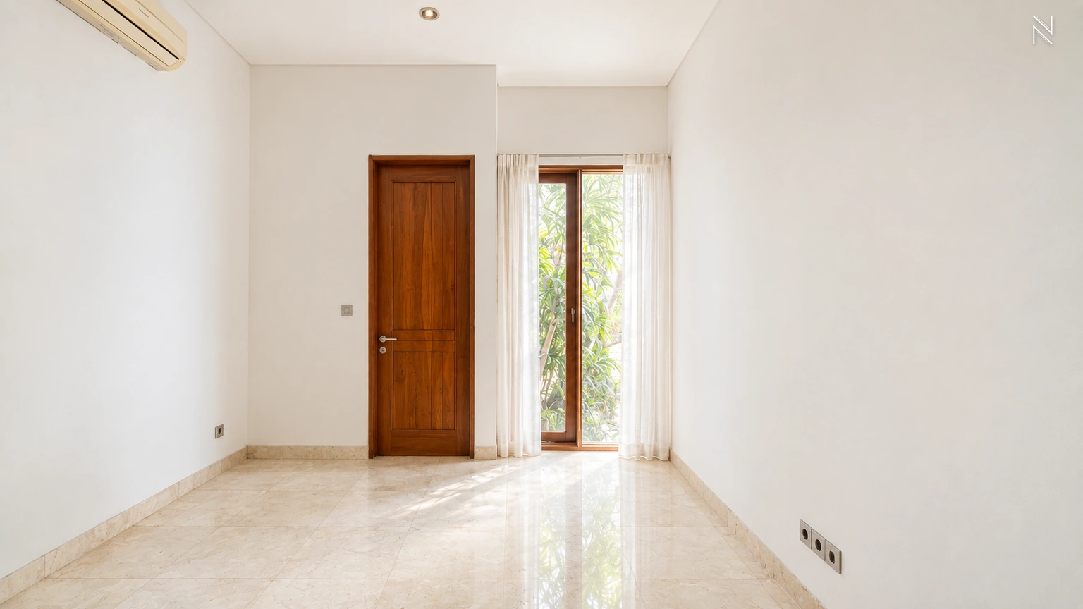 For Rent 4BR House South Jakarta Kemang KMGU061