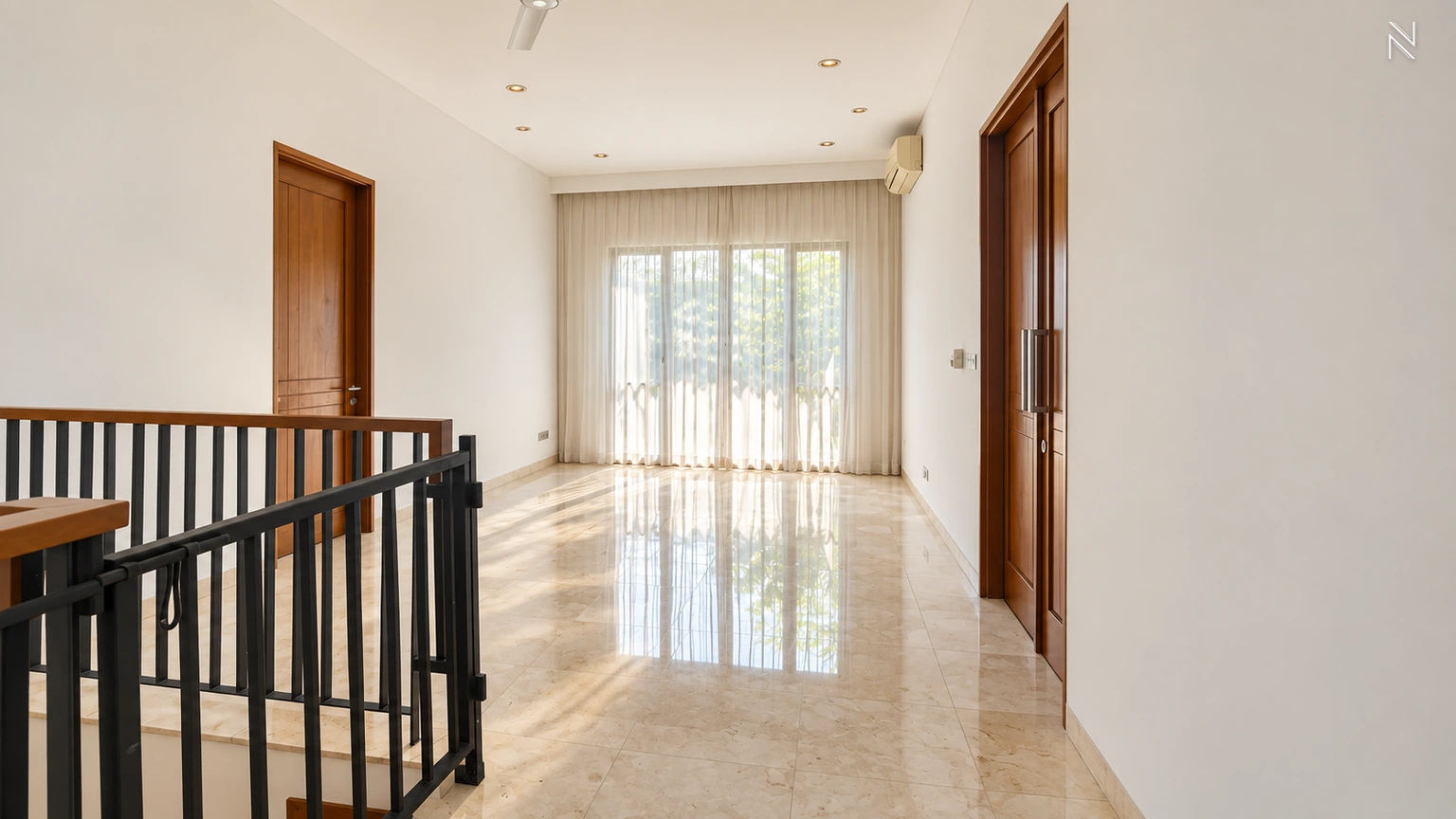 Kemang Selatan XI No 105 Kav H – Upper Floor Landing – Garden View For Rent 5BR House South Jakarta Kemang KMGS135