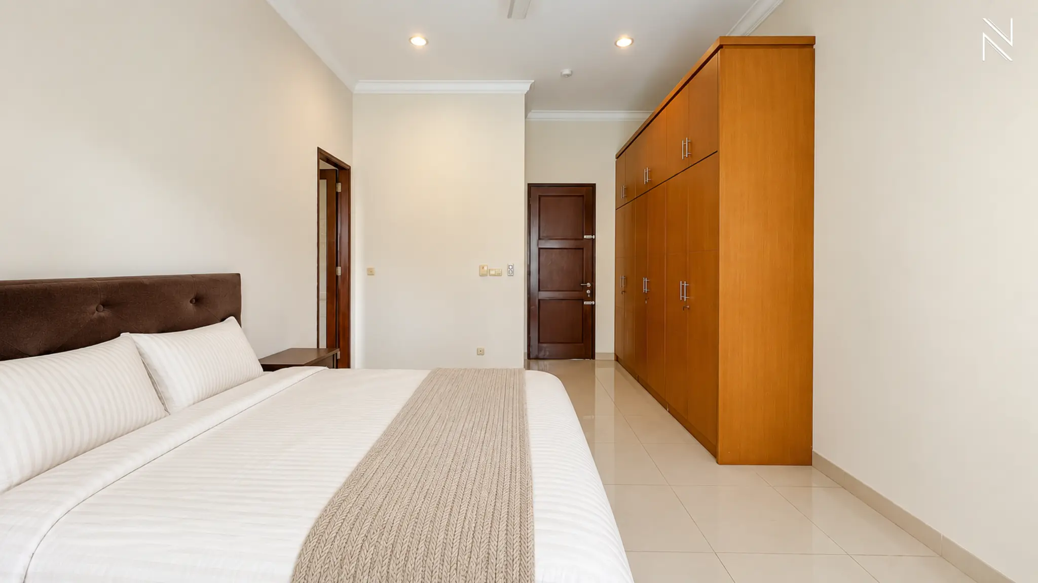 For Rent 4BR House South Jakarta Kemang KMGT142