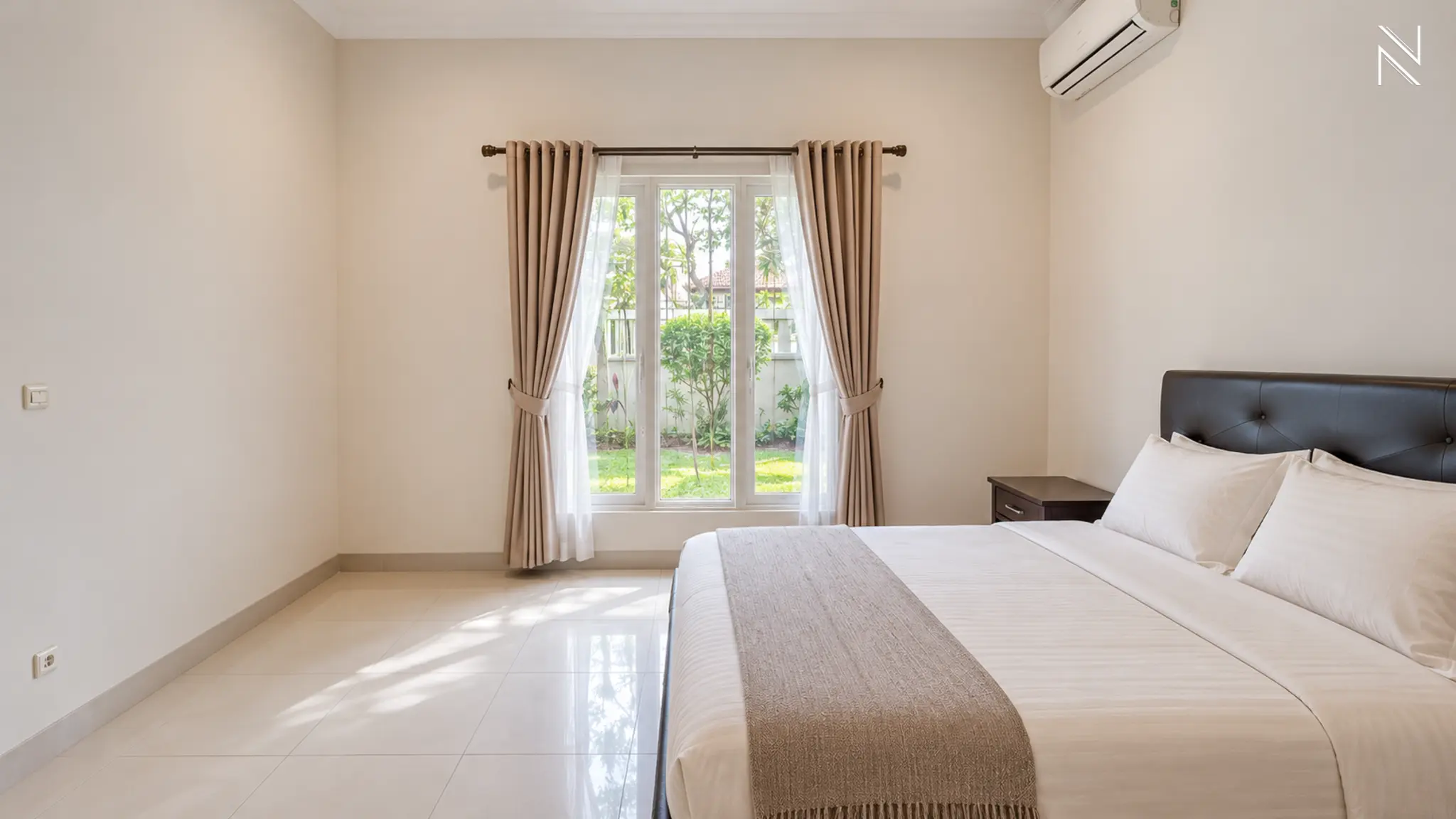For Rent 4BR House South Jakarta Kemang KMGT142