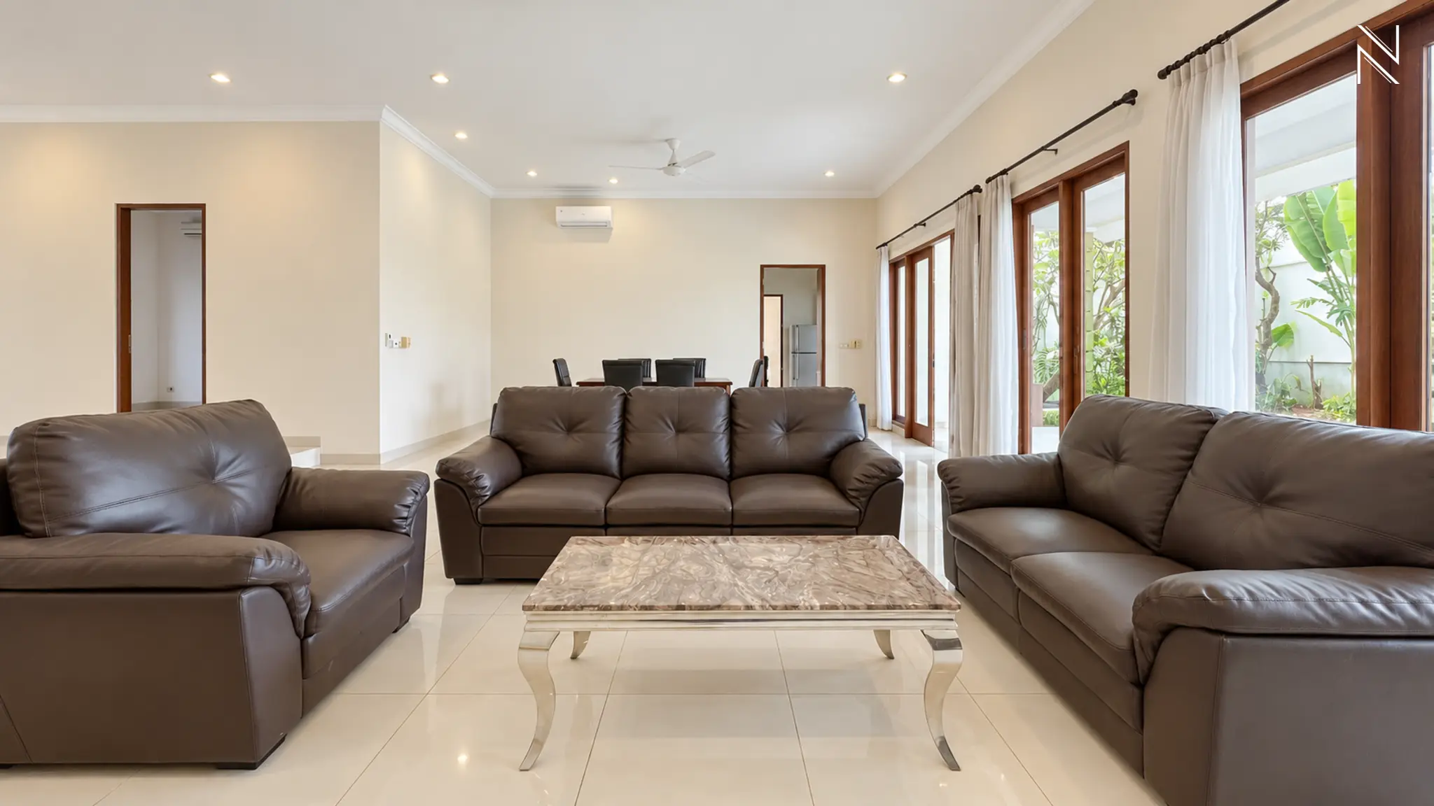 For Rent 4BR House South Jakarta Kemang KMGT142