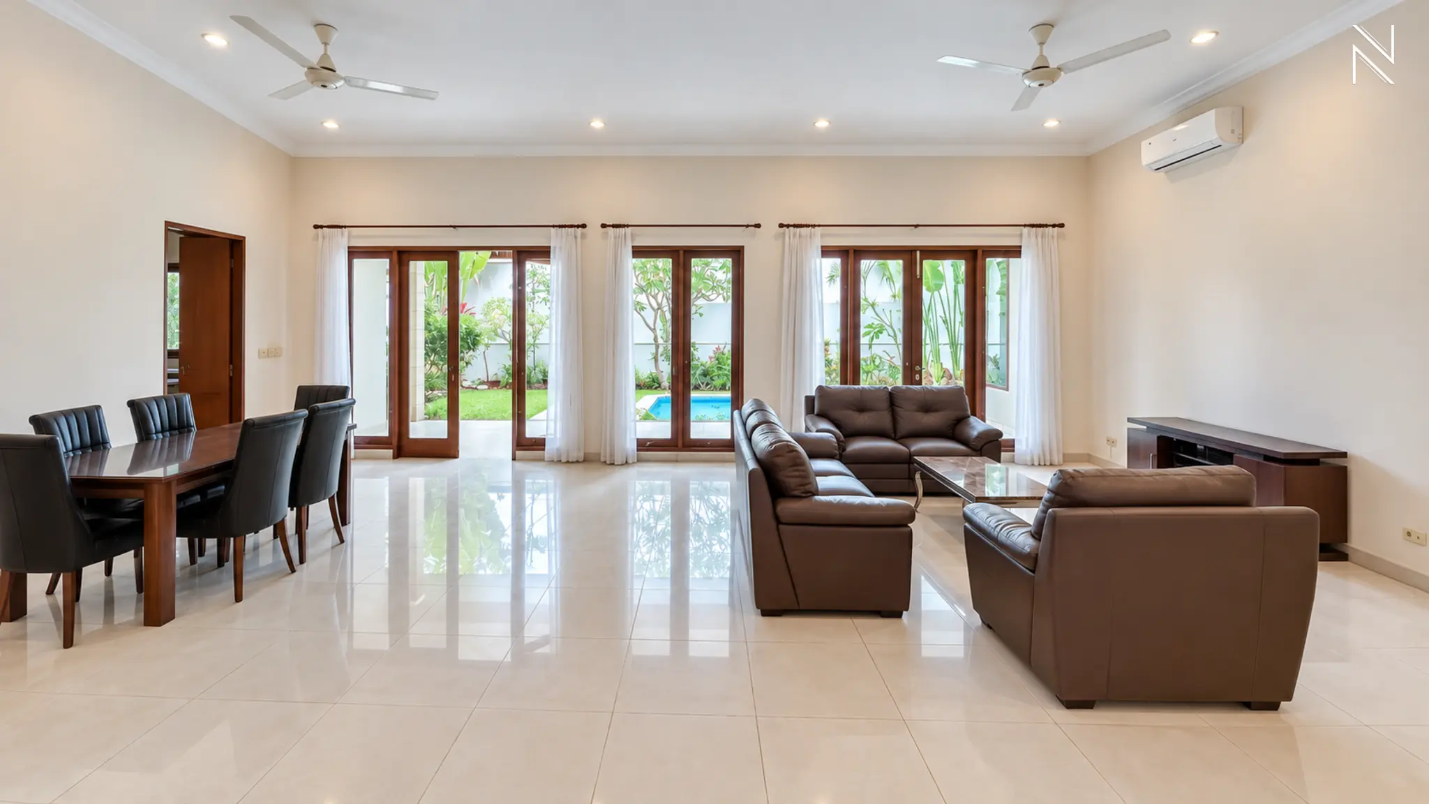 For Rent 4BR House South Jakarta Kemang KMGT142