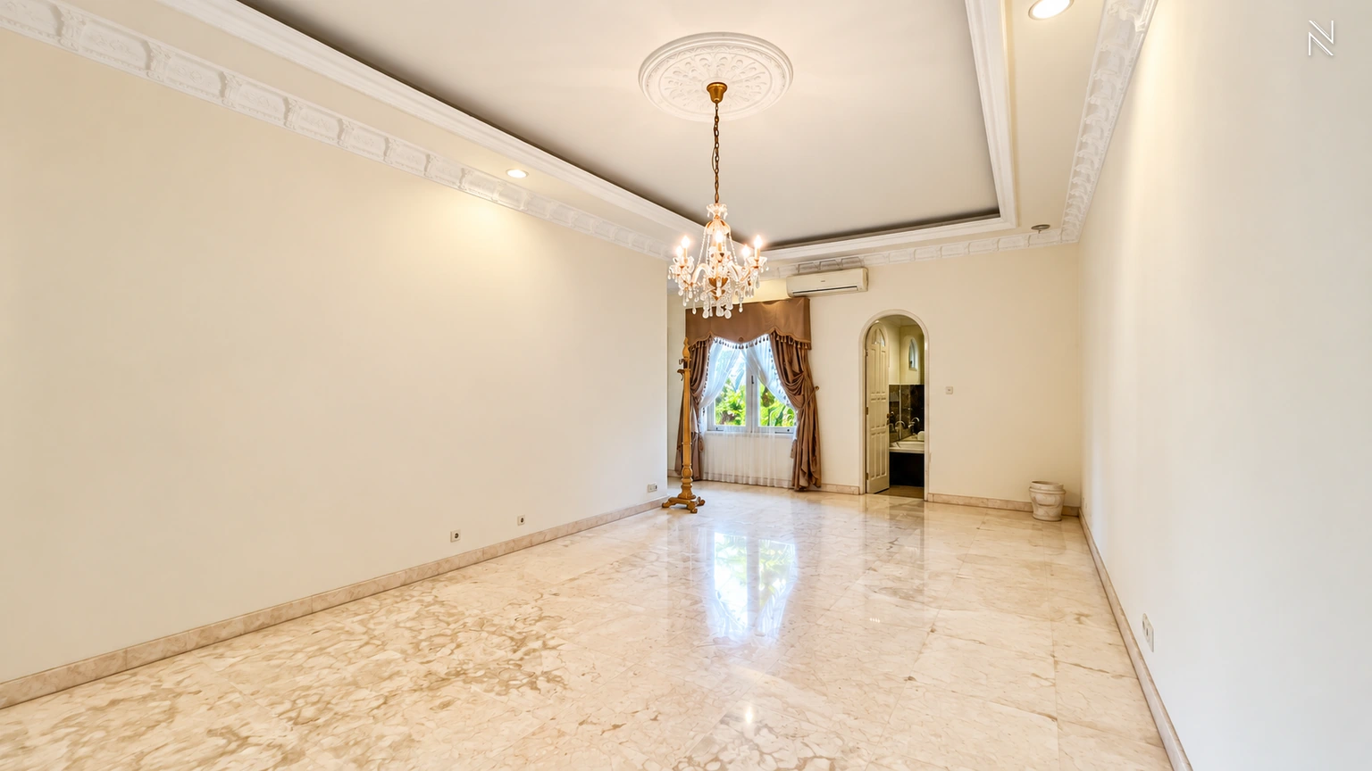 For Buy 4BR House South Jakarta Kemang KMGT162