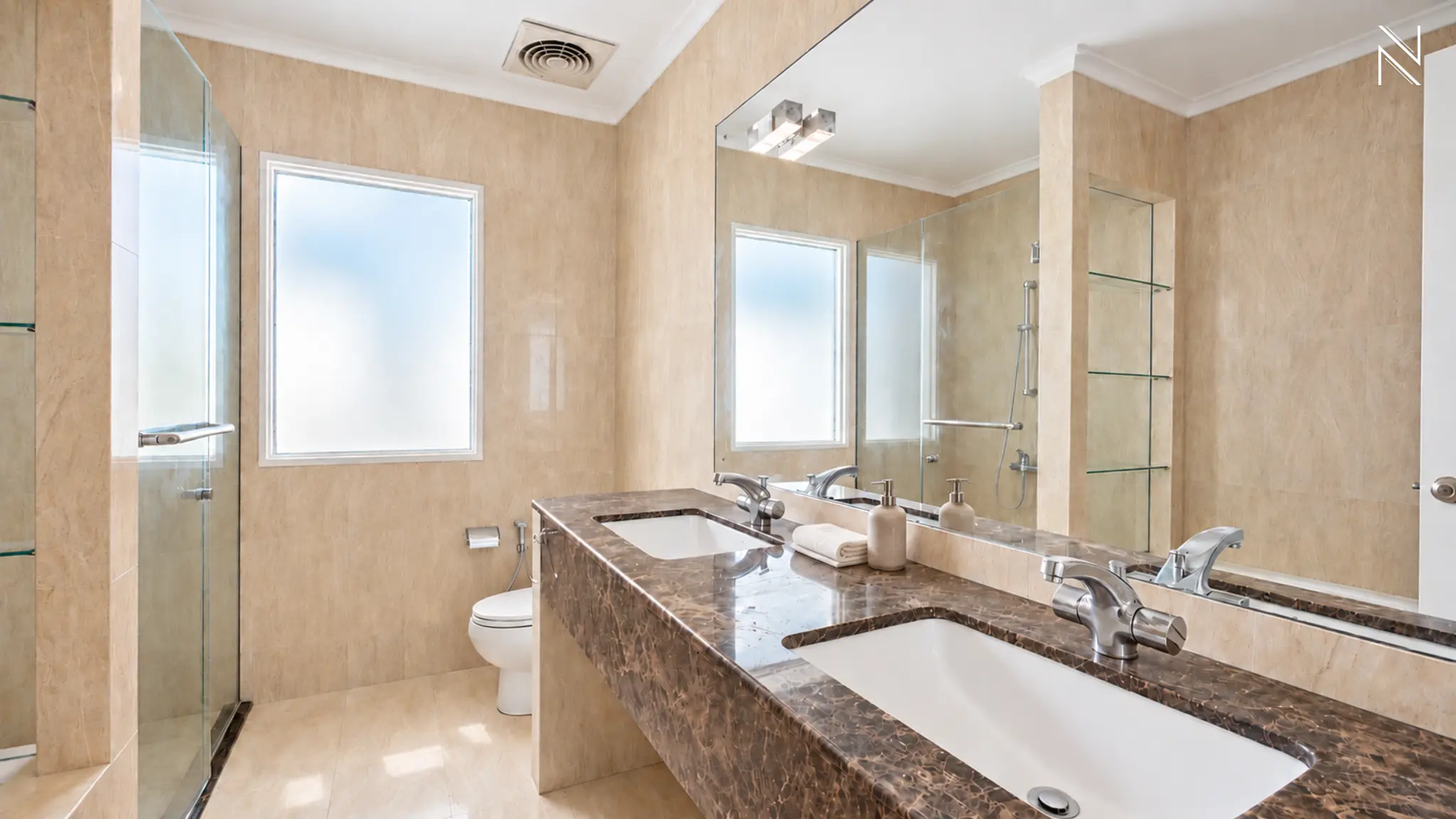 For Rent 4BR House South Jakarta Kemang KMGT073