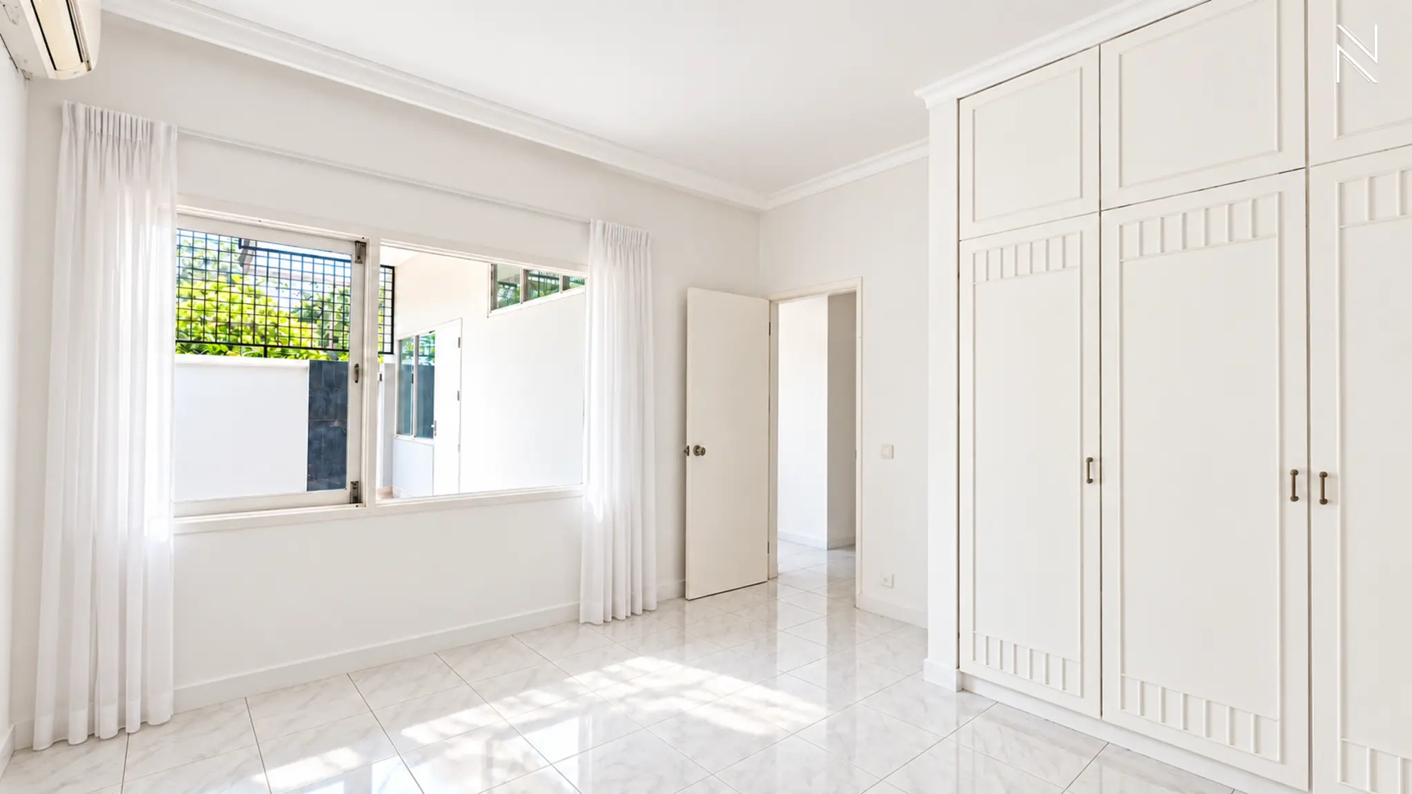 For Rent 4BR House South Jakarta Kemang KMGT073