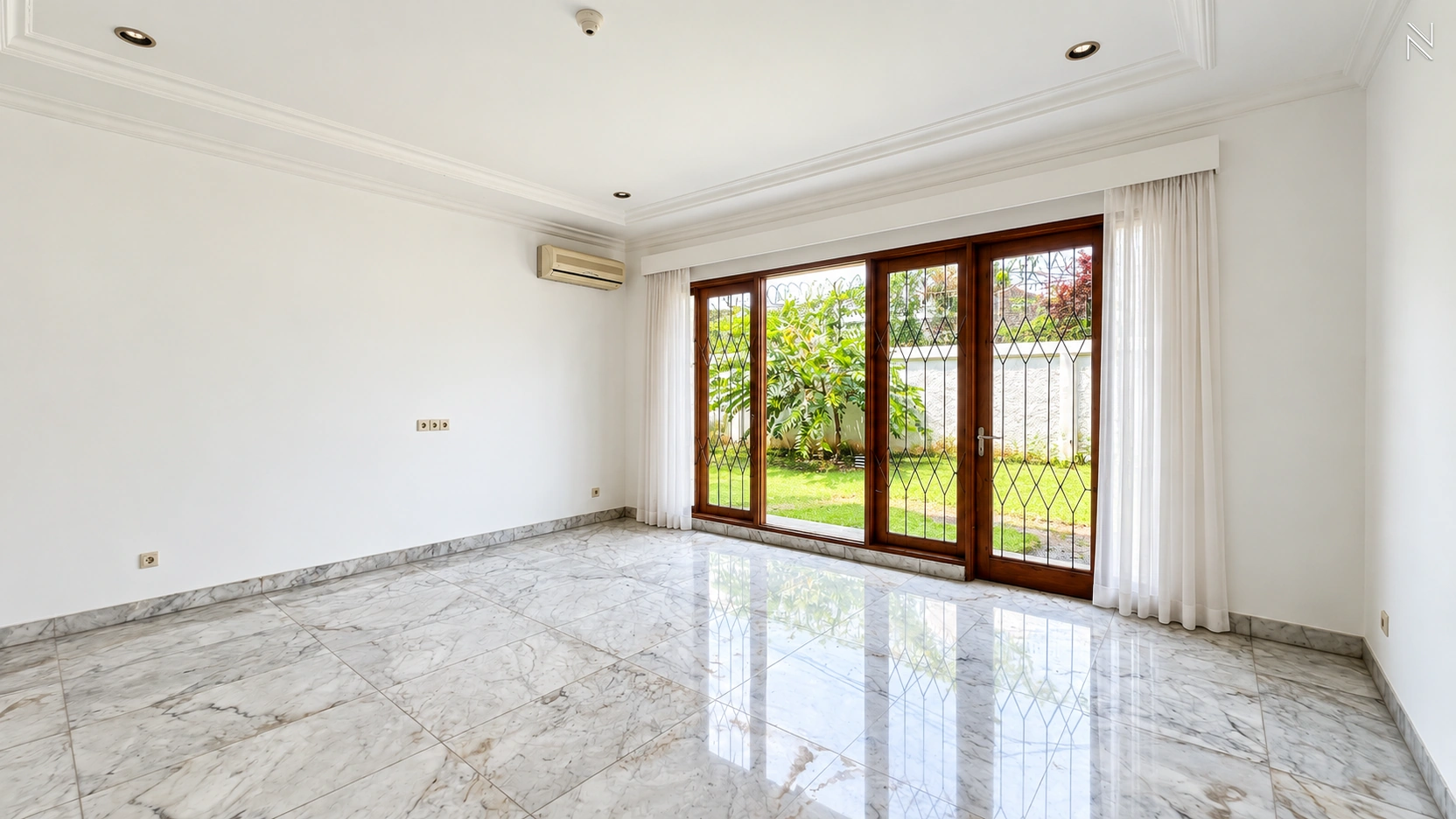 Kemang Timur Dalam N4 – Kamar Tidur 02 For Buy 7BR House South Jakarta Kemang KMGT026