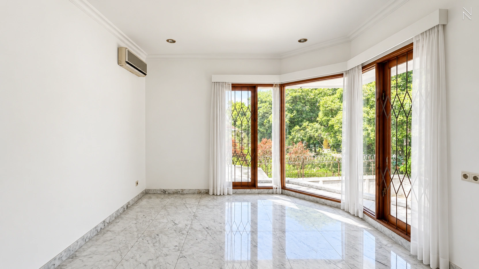 Kemang Timur Dalam N4 – Kamar Tidur 04 For Buy 7BR House South Jakarta Kemang KMGT026