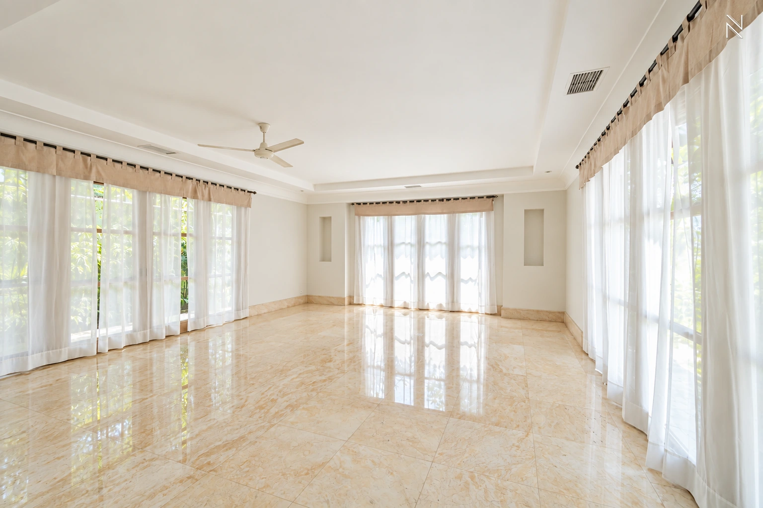 For Rent 3BR House South Jakarta Kemang KMG043
