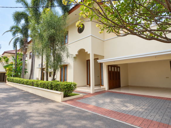 For Rent 4BR House South Jakarta Kemang KMGS083
