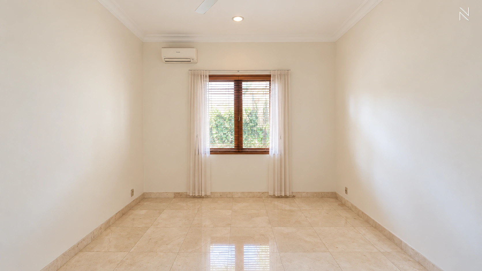 For Rent 4BR House South Jakarta Kemang KMGS006